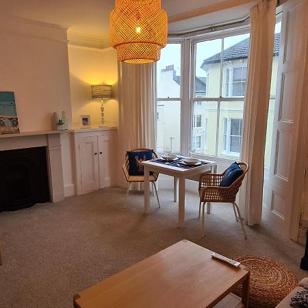 Centrally Located, Comfortable Apartment Near Station, Beach And North Laines Brighton Екстер'єр фото